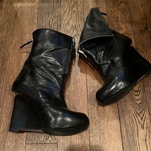 Georgina Goodman Zipper Detail Leather Boots